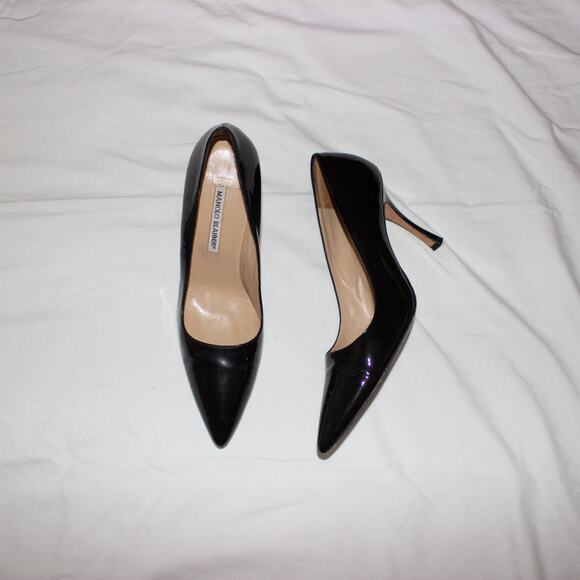 manolo blahnik black patent leather pointed toe classic pumps heels sandals - Picture 5 of 12